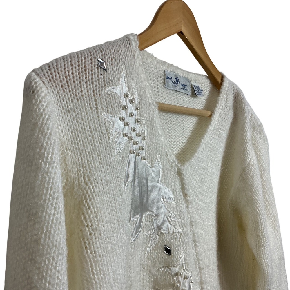 Maggie Lawrence Vintage Cream Sweater Pearl Rhinestone Applique Medium Grandma - Picture 3 of 7